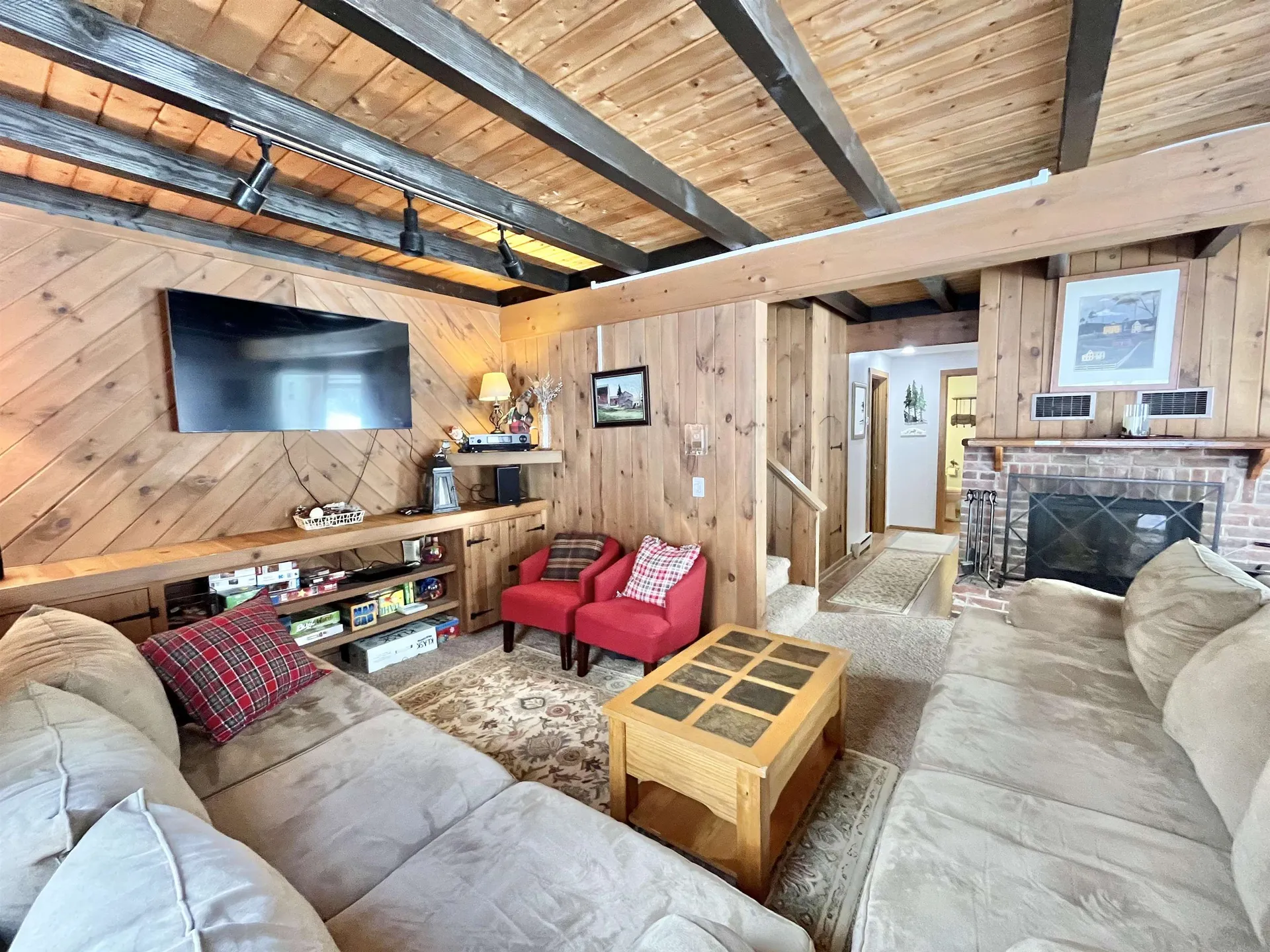 52A Suntec Loop Dover VT 05356