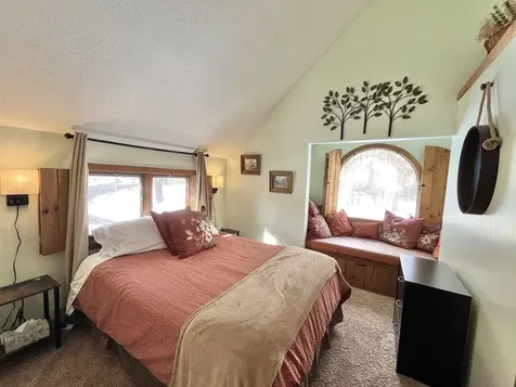 52A Suntec Loop Dover VT 05356