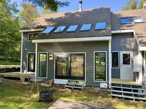 52A Suntec Loop Dover VT 05356