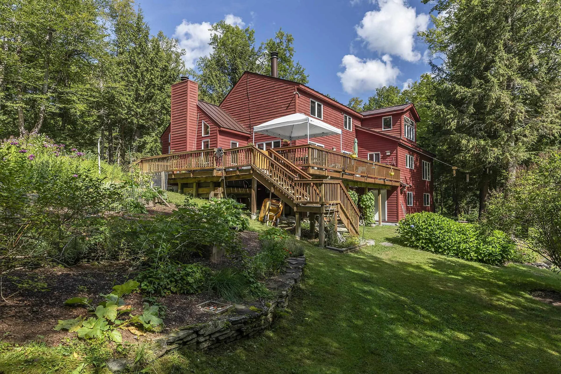 70 Hunter Lane Jamaica VT 05343