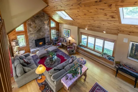 70 Hunter Lane Jamaica VT 05343