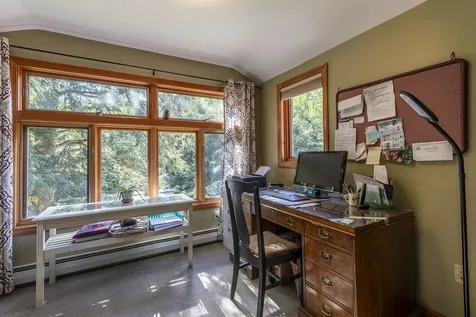 70 Hunter Lane Jamaica VT 05343