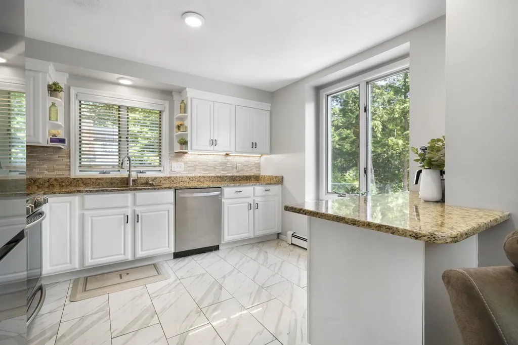 57 Peterson Circle Concord NH 03303