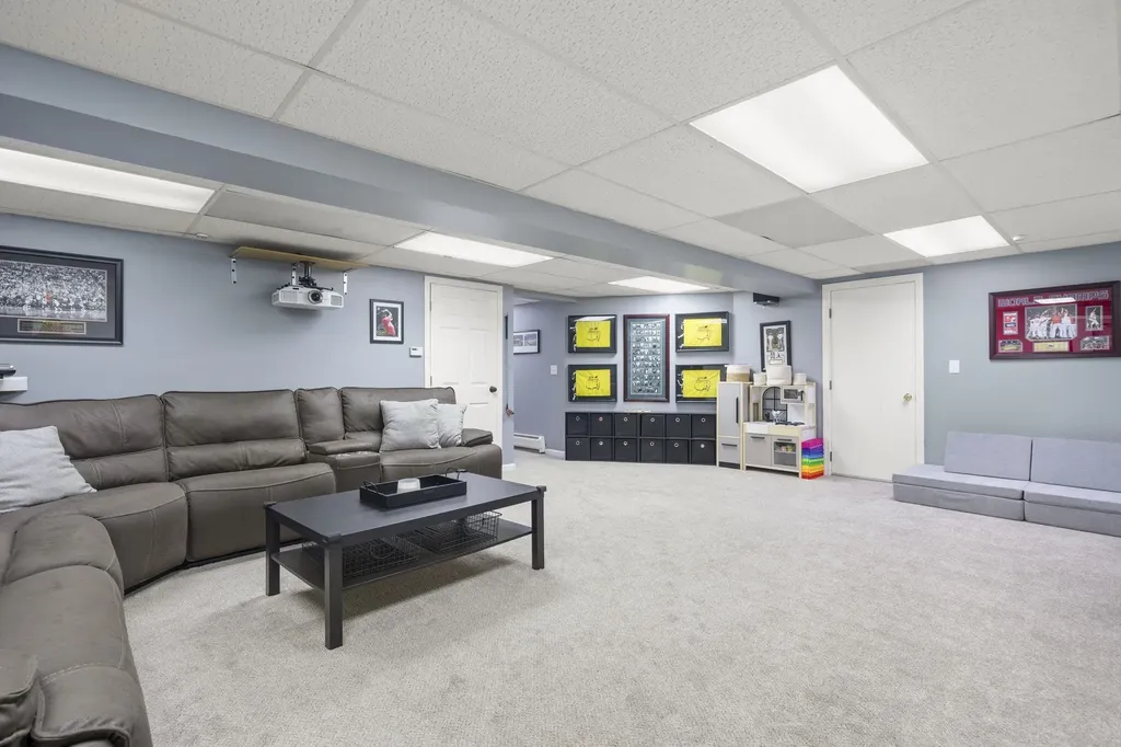 57 Peterson Circle Concord NH 03303