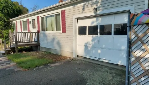 1 Middle Street Somersworth NH 03878-1308