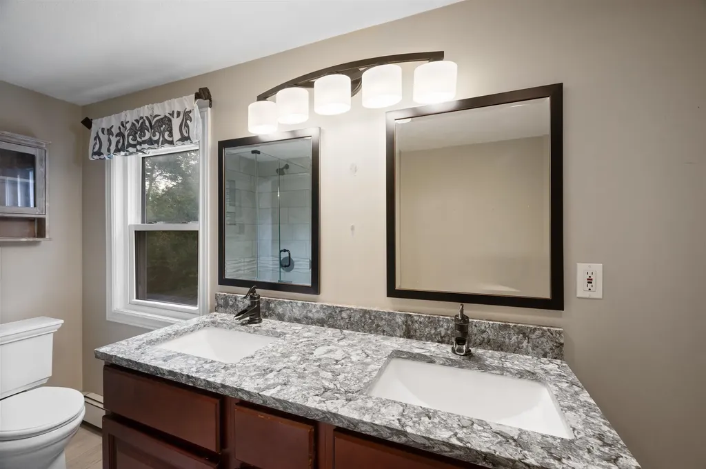 24 Milbern Avenue Hampton NH 03842