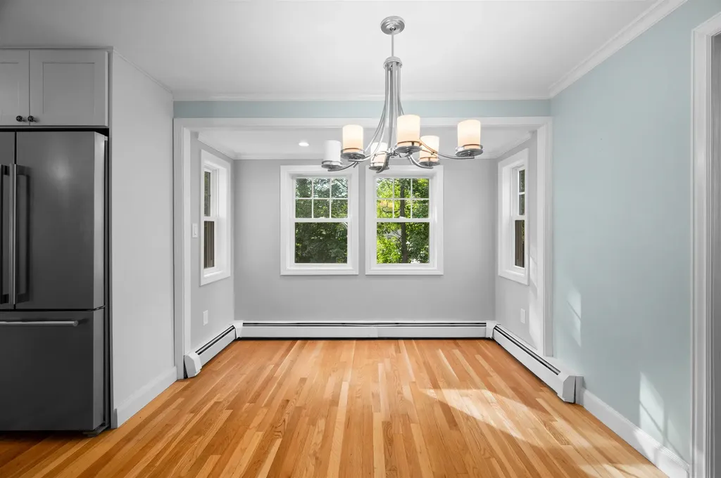 24 Milbern Avenue Hampton NH 03842