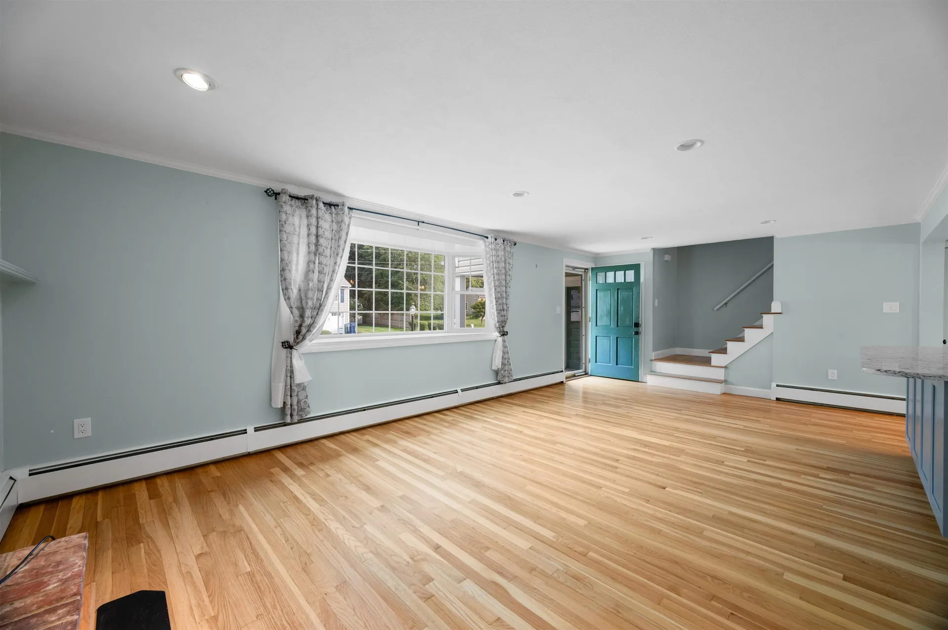 24 Milbern Avenue Hampton NH 03842