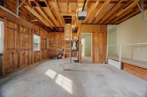 24 Milbern Avenue Hampton NH 03842