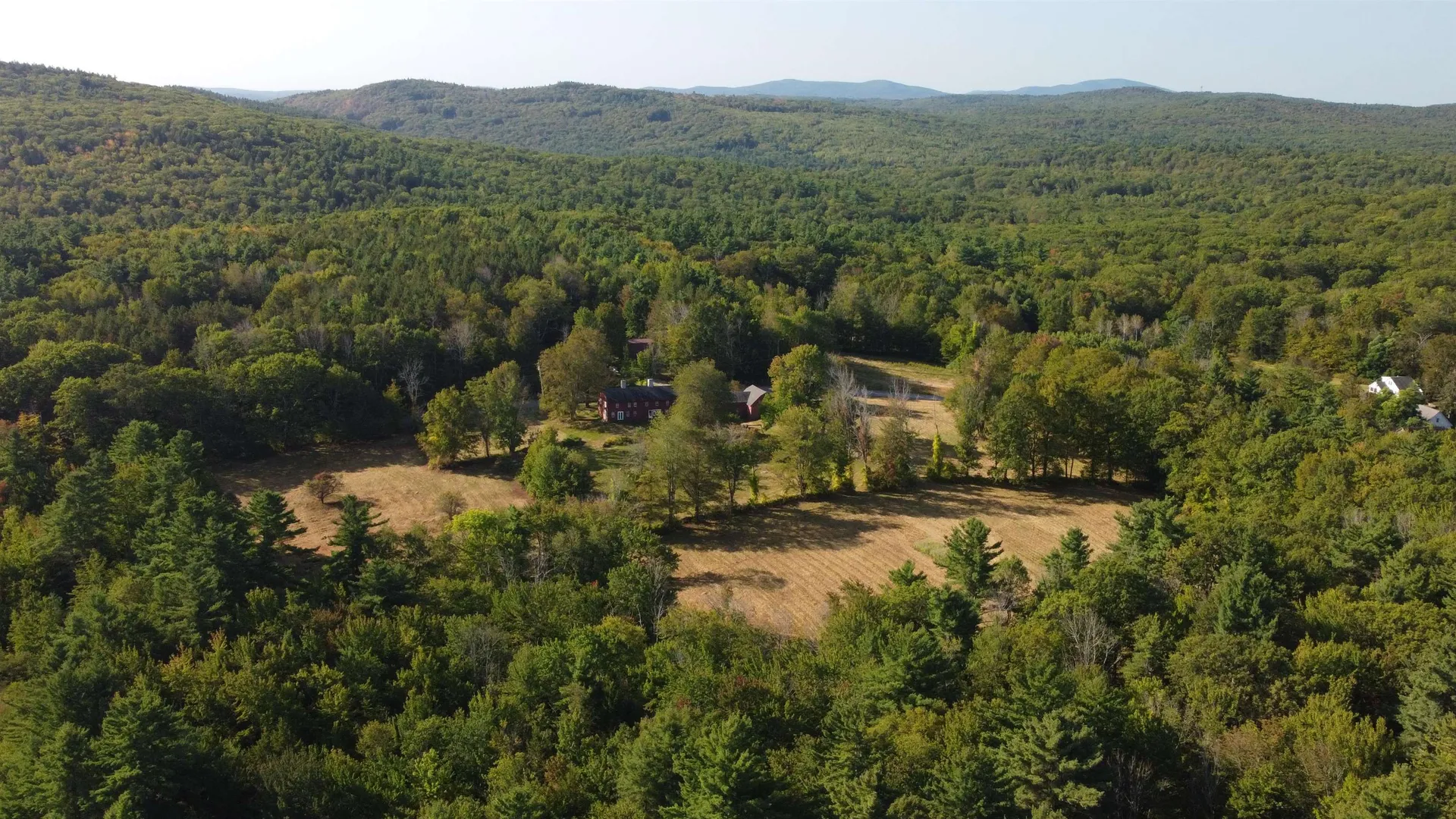396 Flanders Memorial Road Weare NH 03281