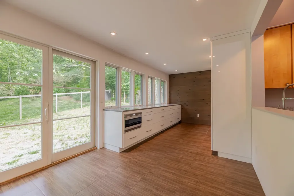 1439 Main Street Manchester VT 05255