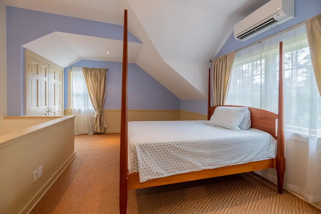 1439 Main Street Manchester VT 05255