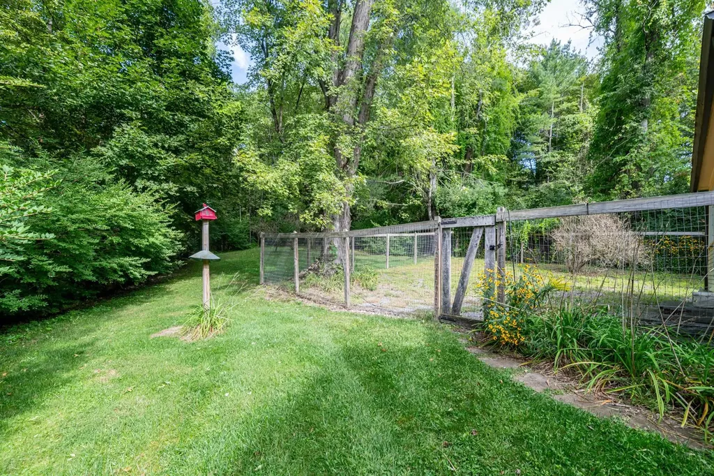 1439 Main Street Manchester VT 05255