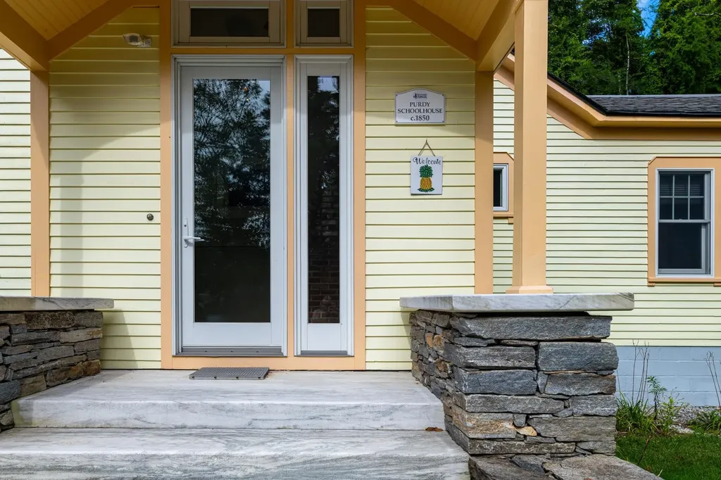 1439 Main Street Manchester VT 05255