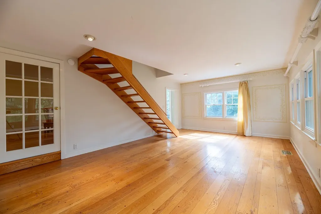 1439 Main Street Manchester VT 05255