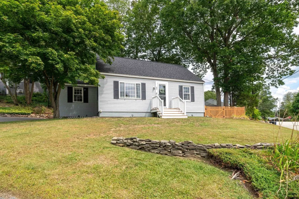 60 Bosse Avenue Manchester NH 03103
