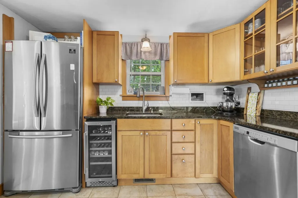 60 Bosse Avenue Manchester NH 03103