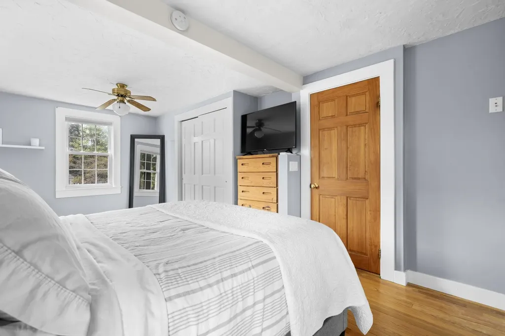 60 Bosse Avenue Manchester NH 03103