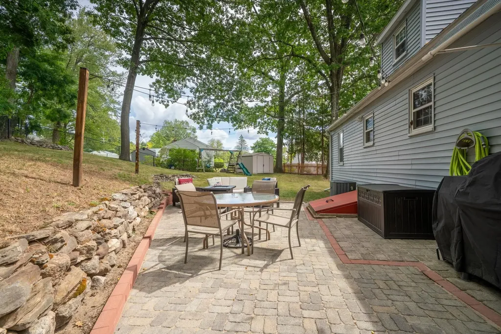60 Bosse Avenue Manchester NH 03103