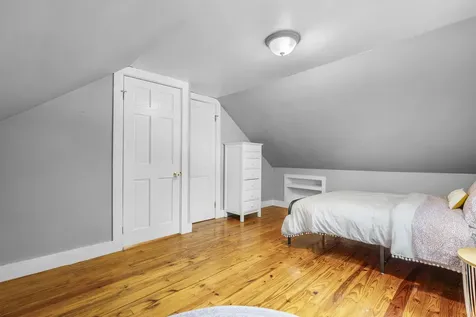 60 Bosse Avenue Manchester NH 03103