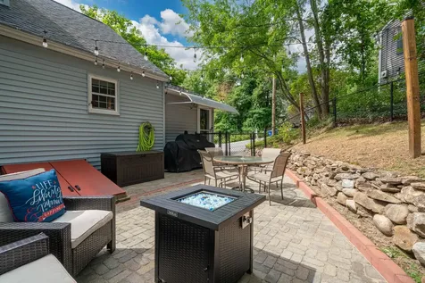 60 Bosse Avenue Manchester NH 03103