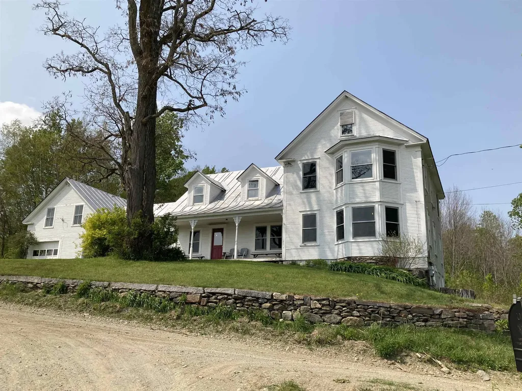 26 Carter Road Johnson VT 05656