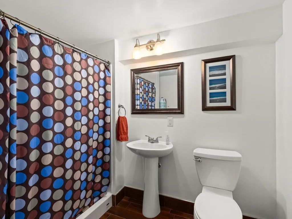 422 Acorn Lane Shelburne VT 05482