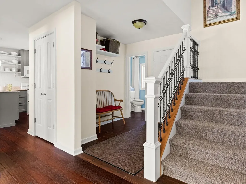 422 Acorn Lane Shelburne VT 05482
