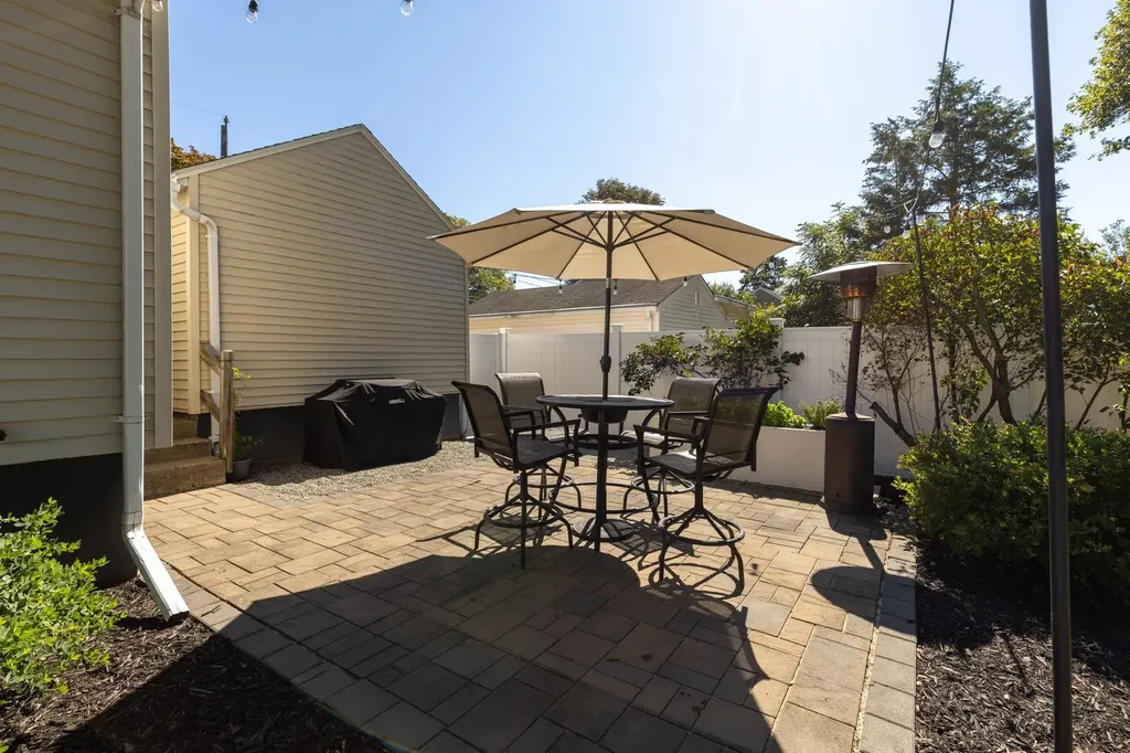 67 Hillcrest Drive Portsmouth NH 03801
