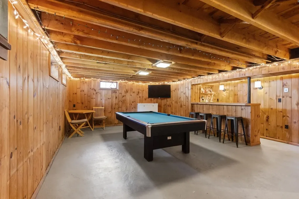 67 Hillcrest Drive Portsmouth NH 03801