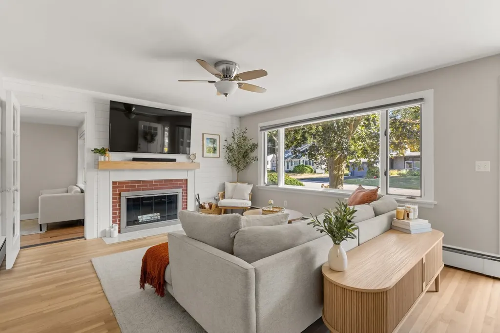 67 Hillcrest Drive Portsmouth NH 03801