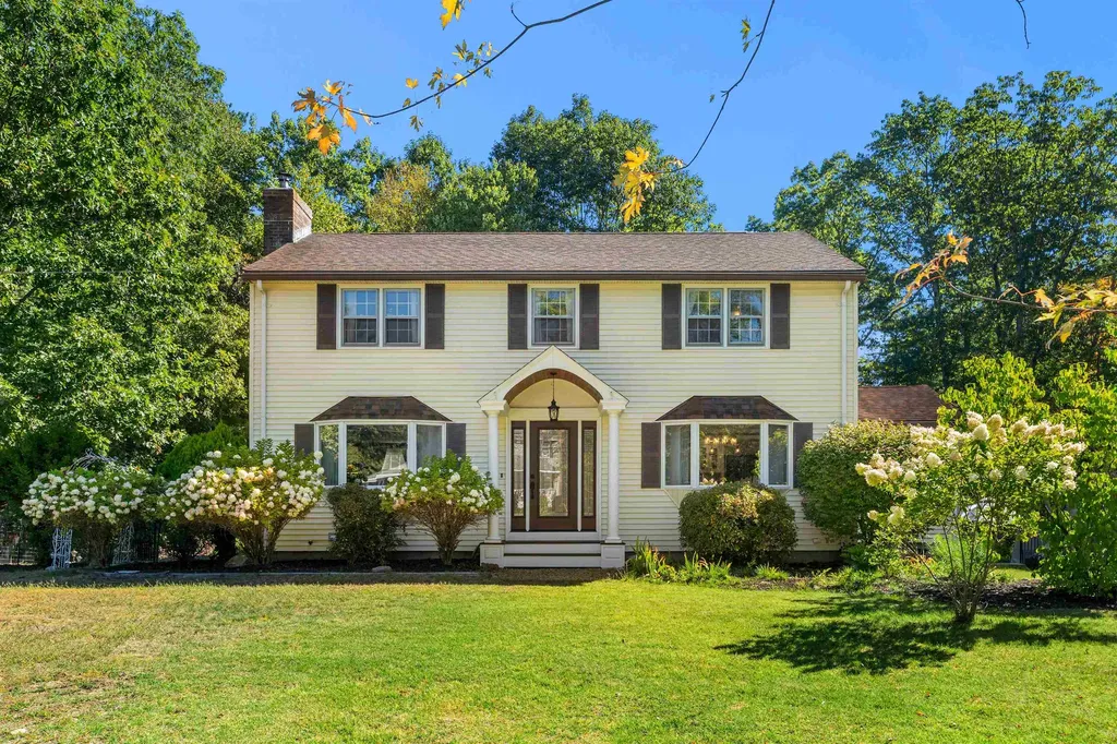 1 Belvina Circle Pelham NH 03076