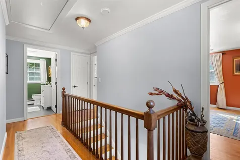 1 Belvina Circle Pelham NH 03076