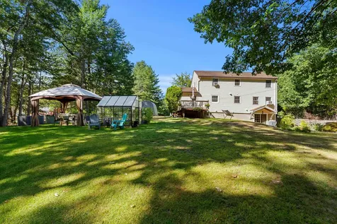 1 Belvina Circle Pelham NH 03076