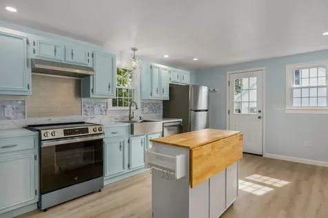 16 Big Rock Road Rye NH 03870