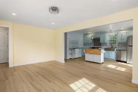 16 Big Rock Road Rye NH 03870