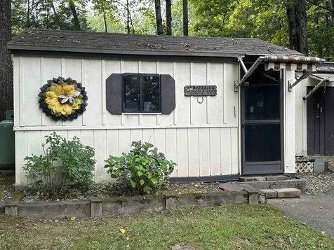 24 Rim Road Danville NH 03819