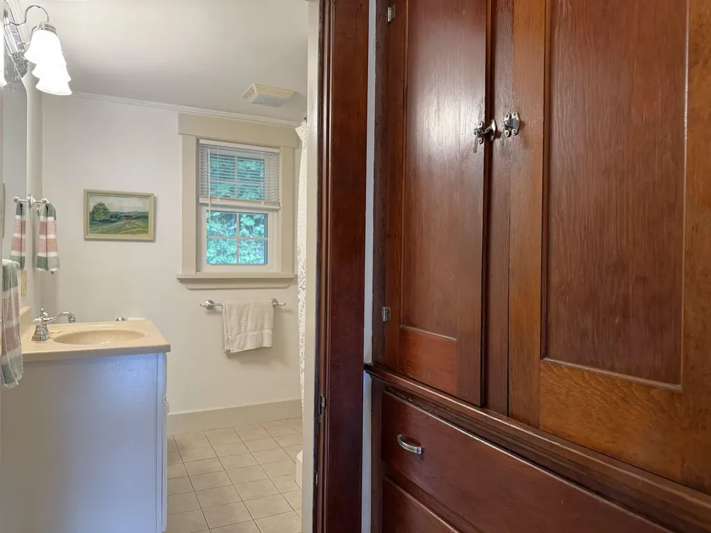 73 Cliff Street St. Johnsbury VT 05819