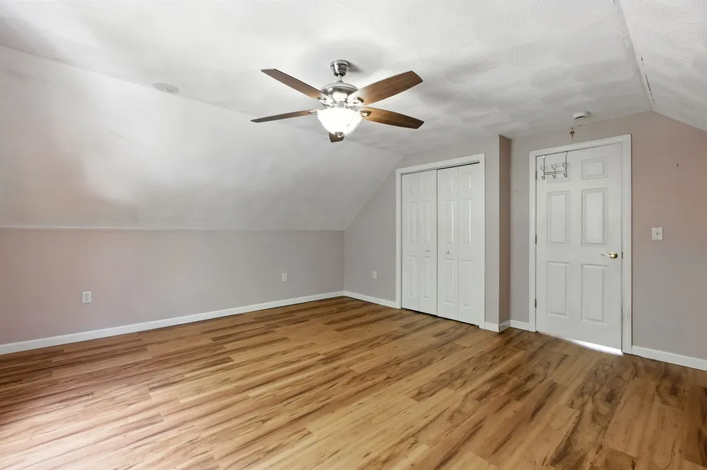24 Cleveland Circle Washington NH 03280