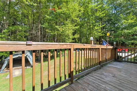 24 Cleveland Circle Washington NH 03280