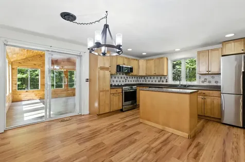 24 Cleveland Circle Washington NH 03280