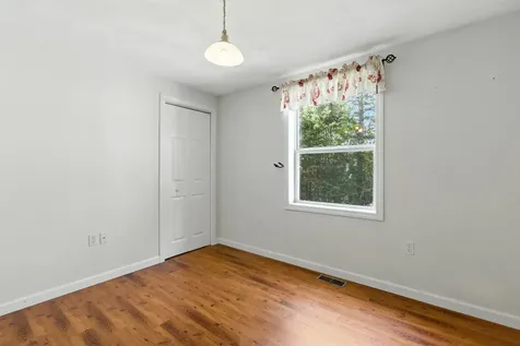 24 Cleveland Circle Washington NH 03280