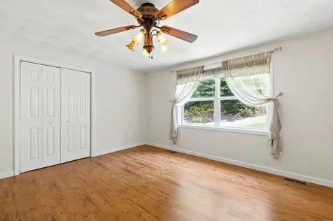 24 Cleveland Circle Washington NH 03280