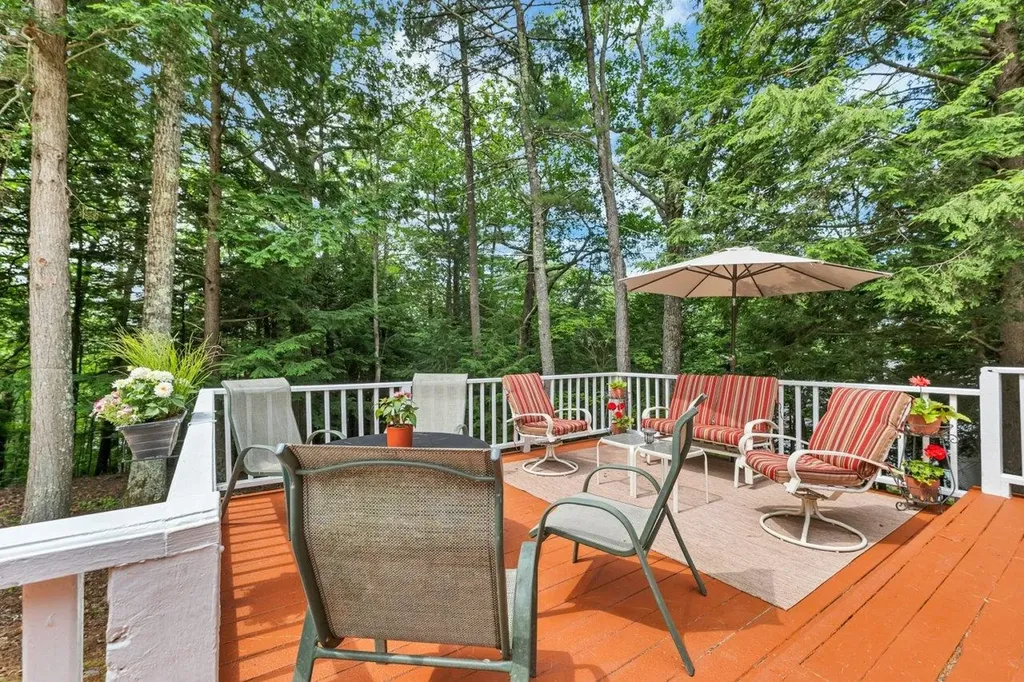 23 Mountain View Terrace Wakefield NH 03872