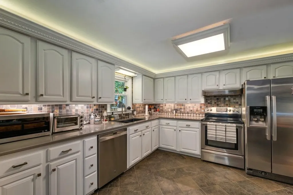 23 Mountain View Terrace Wakefield NH 03872