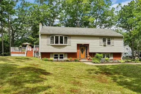 23 Mountain View Terrace Wakefield NH 03872