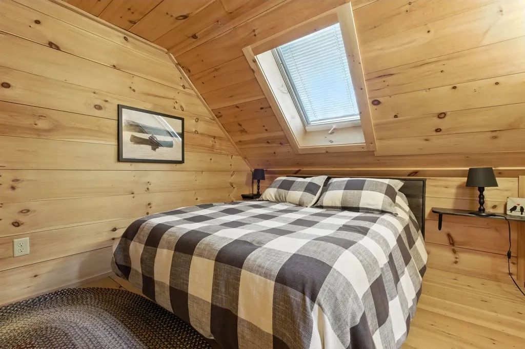 45 Crittenden Road Bradford NH 03221