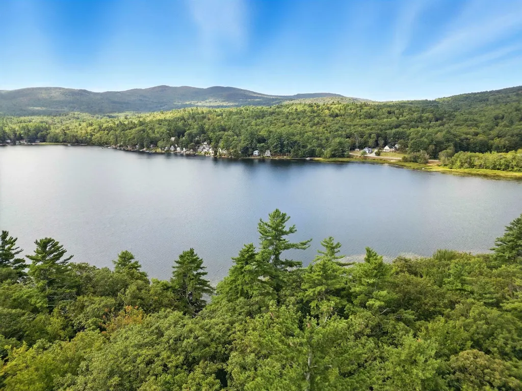 45 Crittenden Road Bradford NH 03221