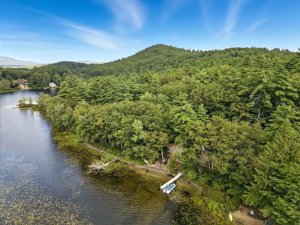 45 Crittenden Road Bradford NH 03221