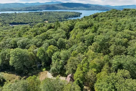 29 Mollie Road Bristol NH 03222